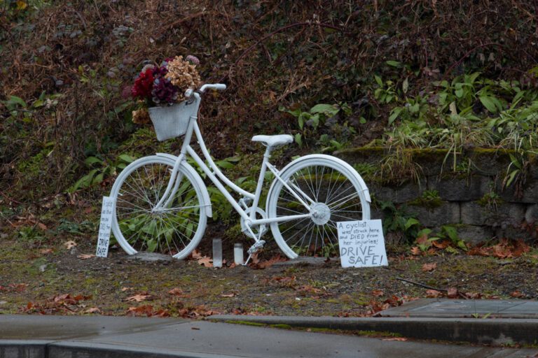 Roadside Memorials and Ghosts