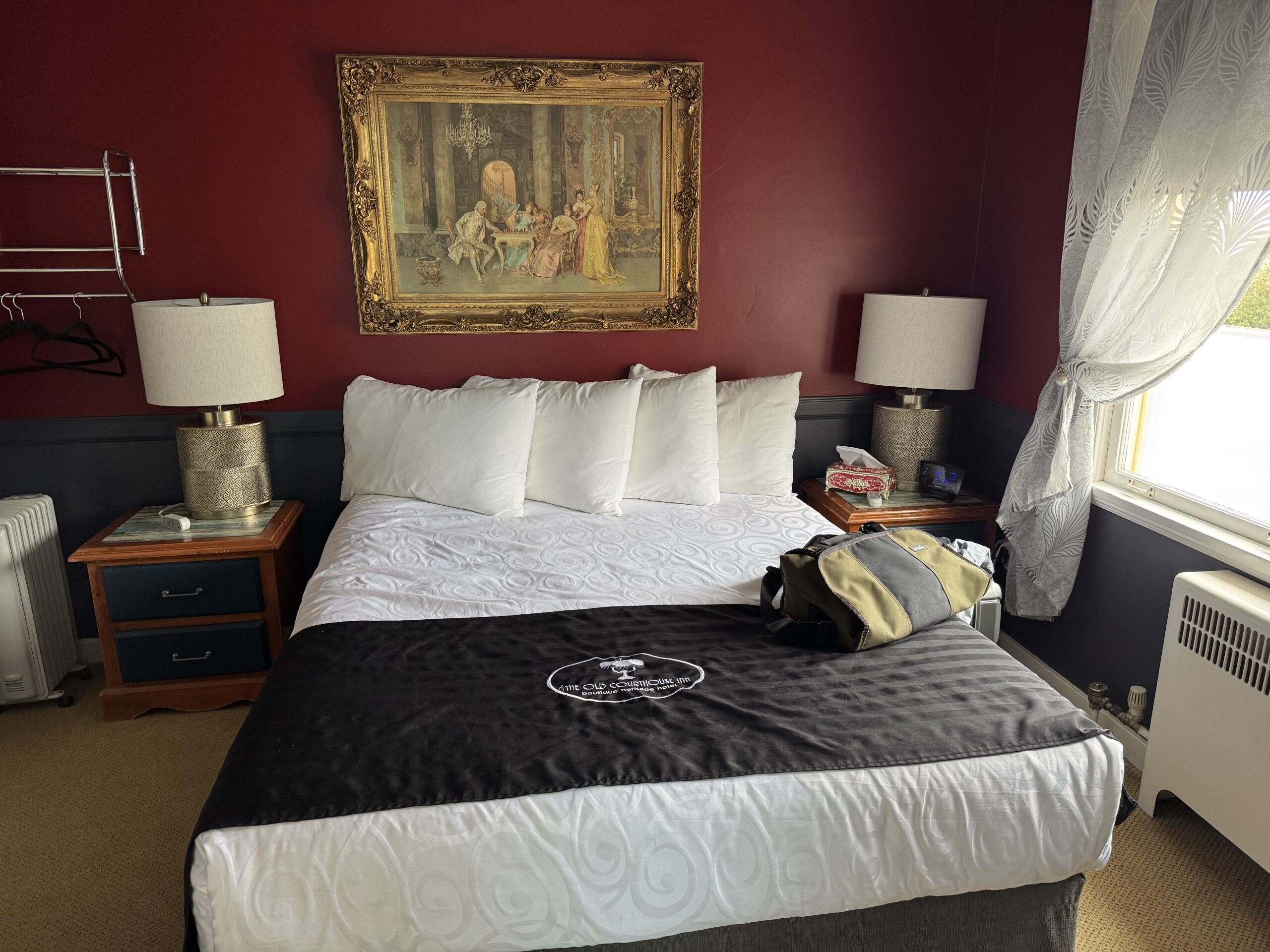 getting spooky at old courthouse inn room 7 shadow figure